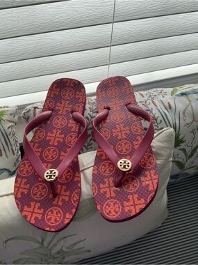 Tory Burch Red Logo Pattern Flip Flop Sandals